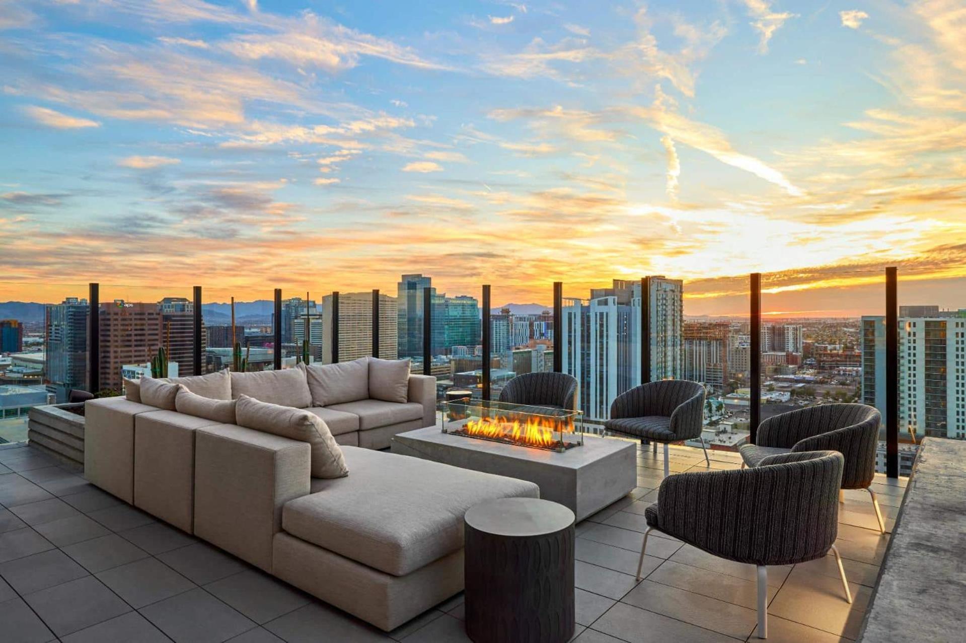 Global Luxury Suites At Downtown Phoenix Eksteriør bilde